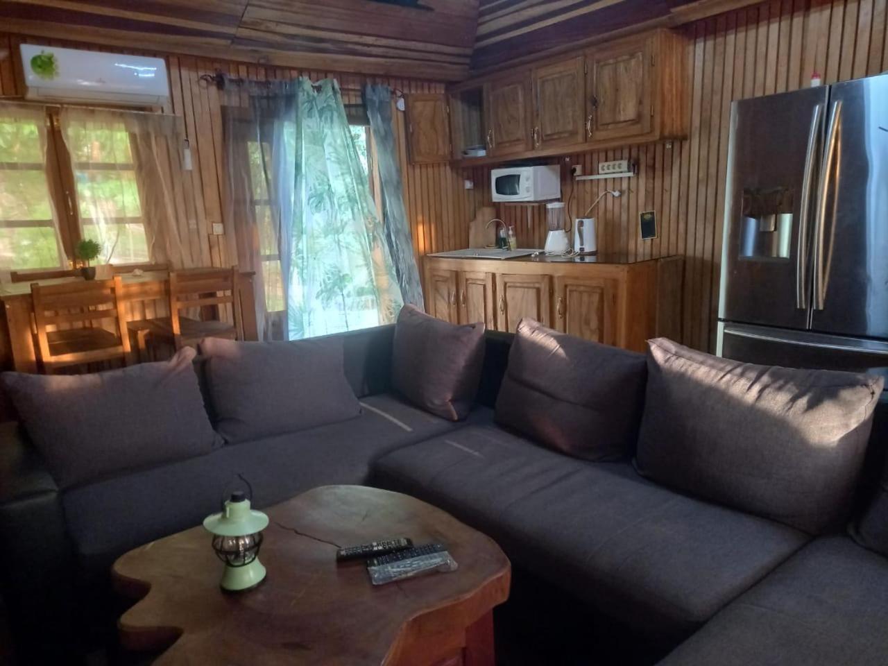Kribi-Lodge Eksteriør billede